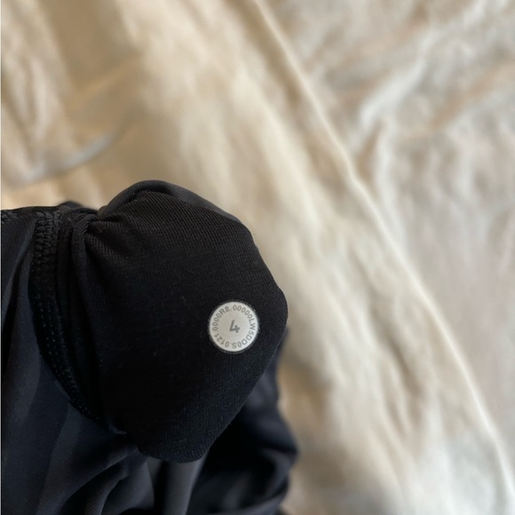 Lululemon leggings - Picture 5 of 5